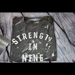 Old Navy Mens Active Short Sleeve Shirt Size S